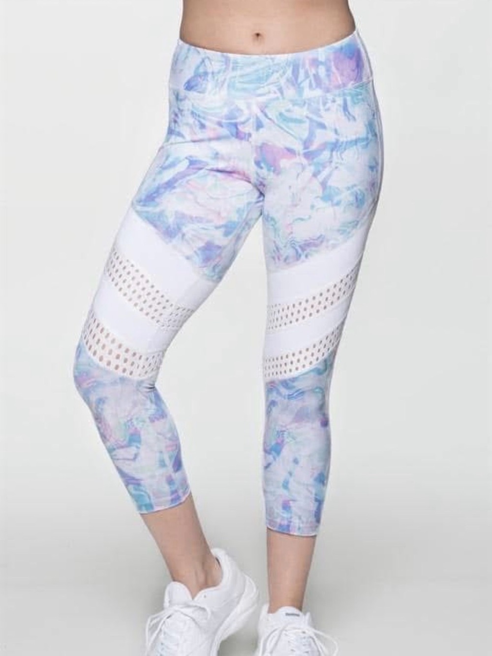NWT The Free Yoga High-Waist Marble Print Capri Leggings in Pastel